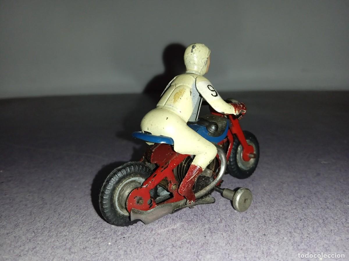 Juguetes antiguos de hojalata: MOTO Pulga , de PAYA. - Foto 3