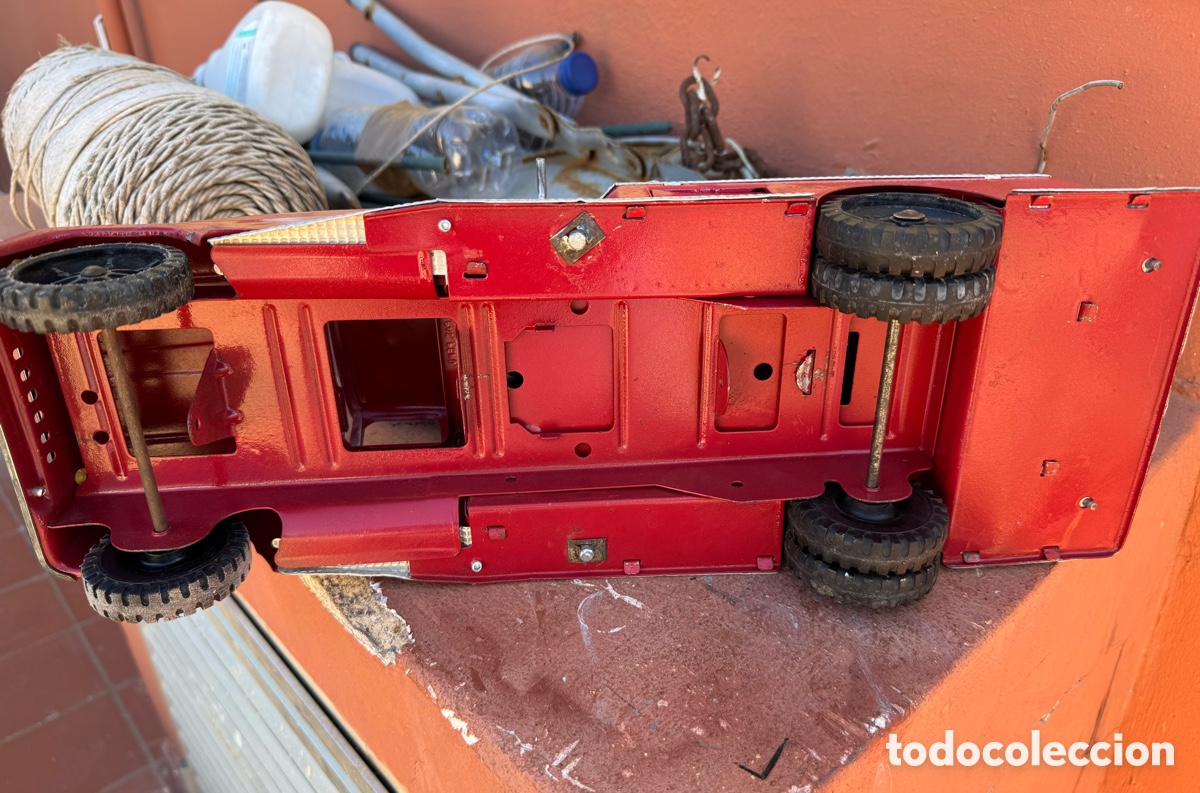 Juguetes antiguos de hojalata: CAMI&Oacute;N DE BOMBEROS. TONKA. - Foto 5