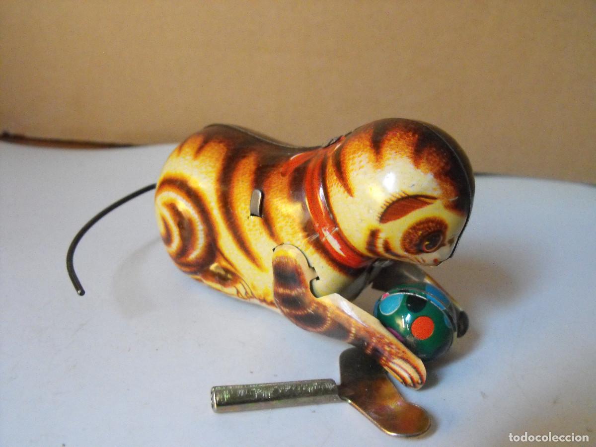Juguetes antiguos de hojalata: Gato de hojalata. Con llave y funcionando. - Foto 1