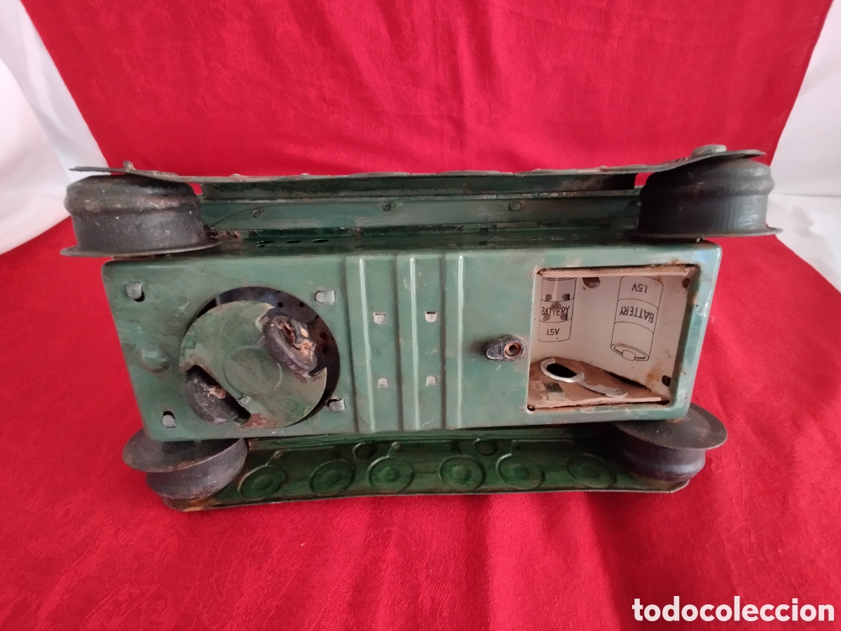Juguetes antiguos de hojalata: Tanque de Hojalata Sherman. - Foto 9