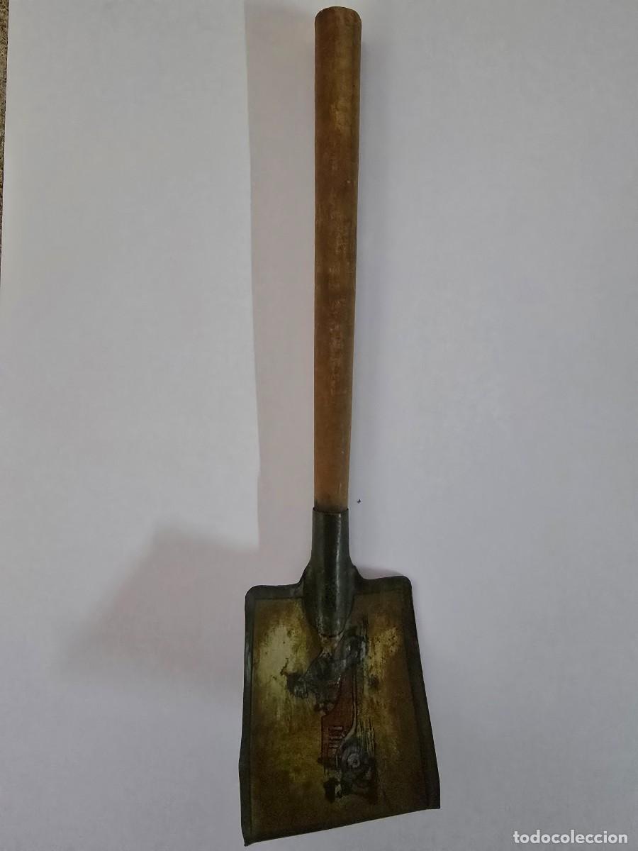 Juguetes antiguos de hojalata: Pala de Playa Rico/Paya - Foto 1