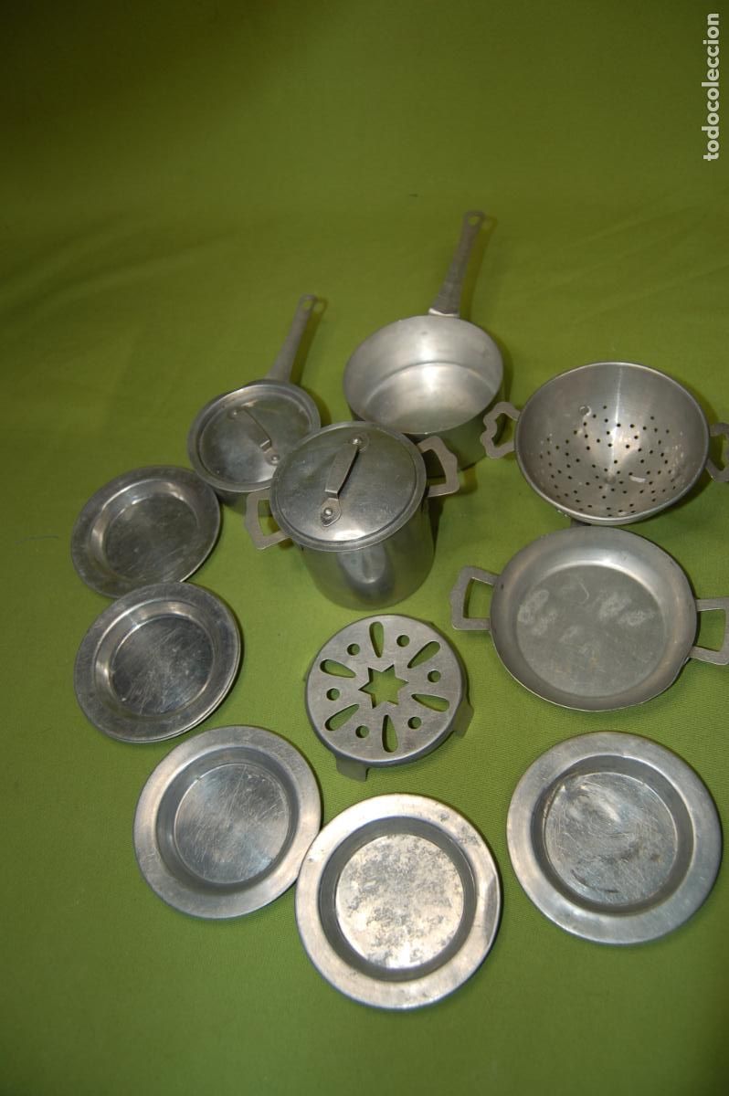 Juguetes antiguos de hojalata: lote de cacharros de cocinitas antiguo - Foto 5