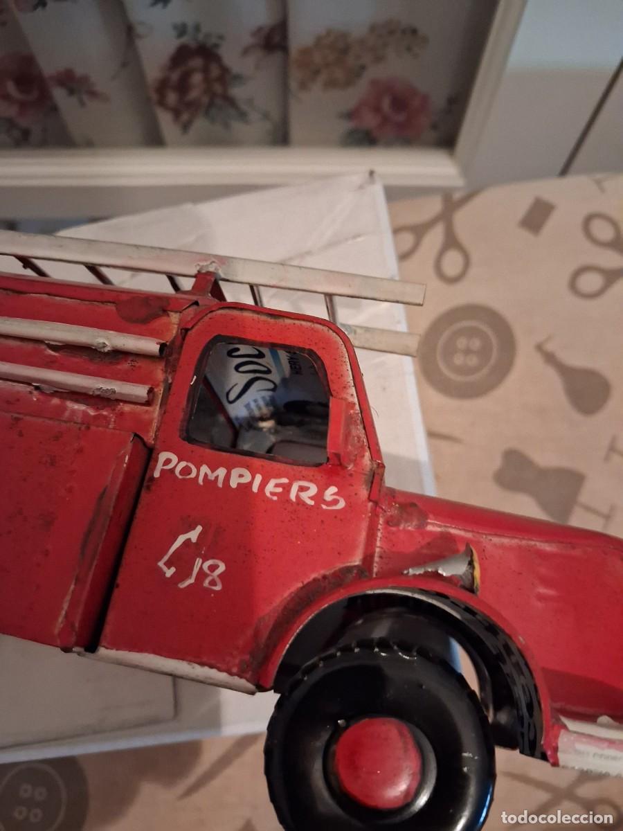 Juguetes antiguos de hojalata: Camion de Bomberos Frances - Foto 3