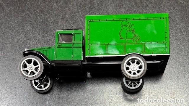 Juguetes antiguos de hojalata: CAMION HUCHA HOJALATA - Foto 3