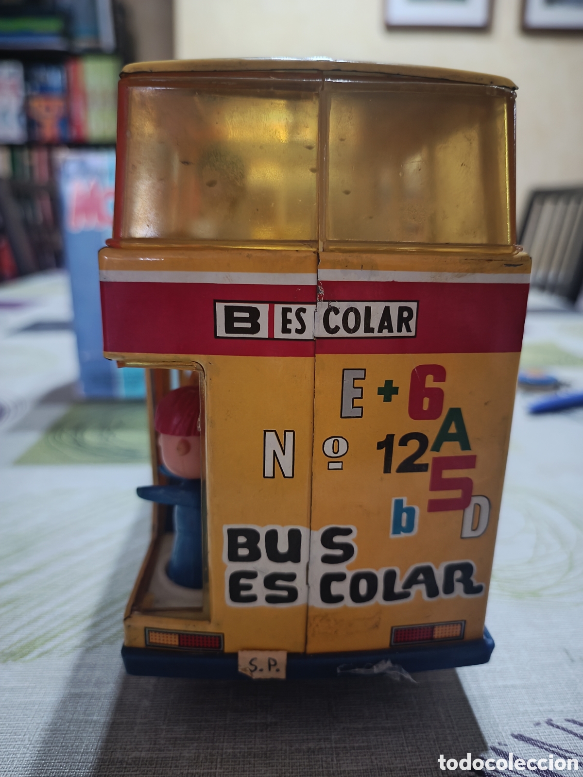 Juguetes antiguos de hojalata: Bus escolar de hojalata - Foto 3