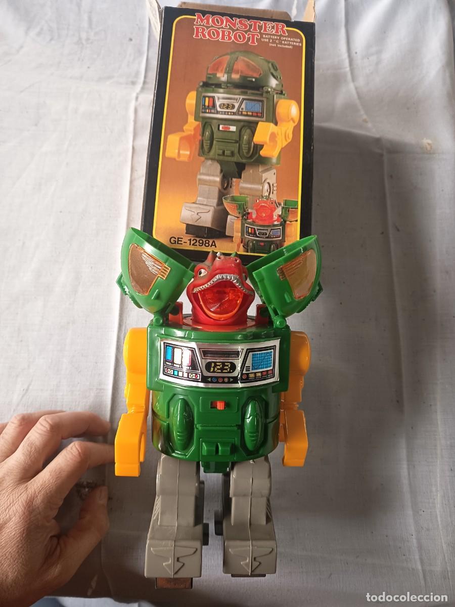Juguetes antiguos de hojalata: MONSTER ROBOT,( Taiw&aacute;n) - Foto 1