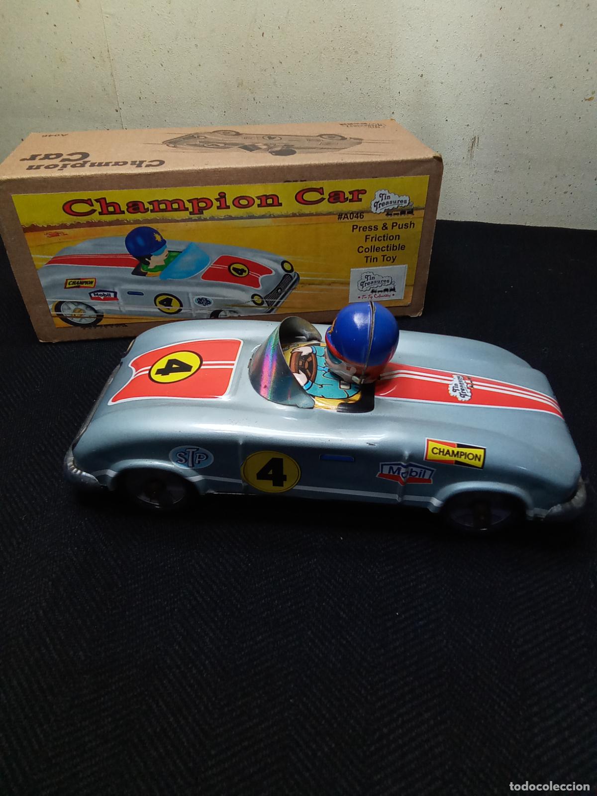 Juguetes antiguos de hojalata: COCHE HOJALATA CON CONDUCTOR - Foto 2
