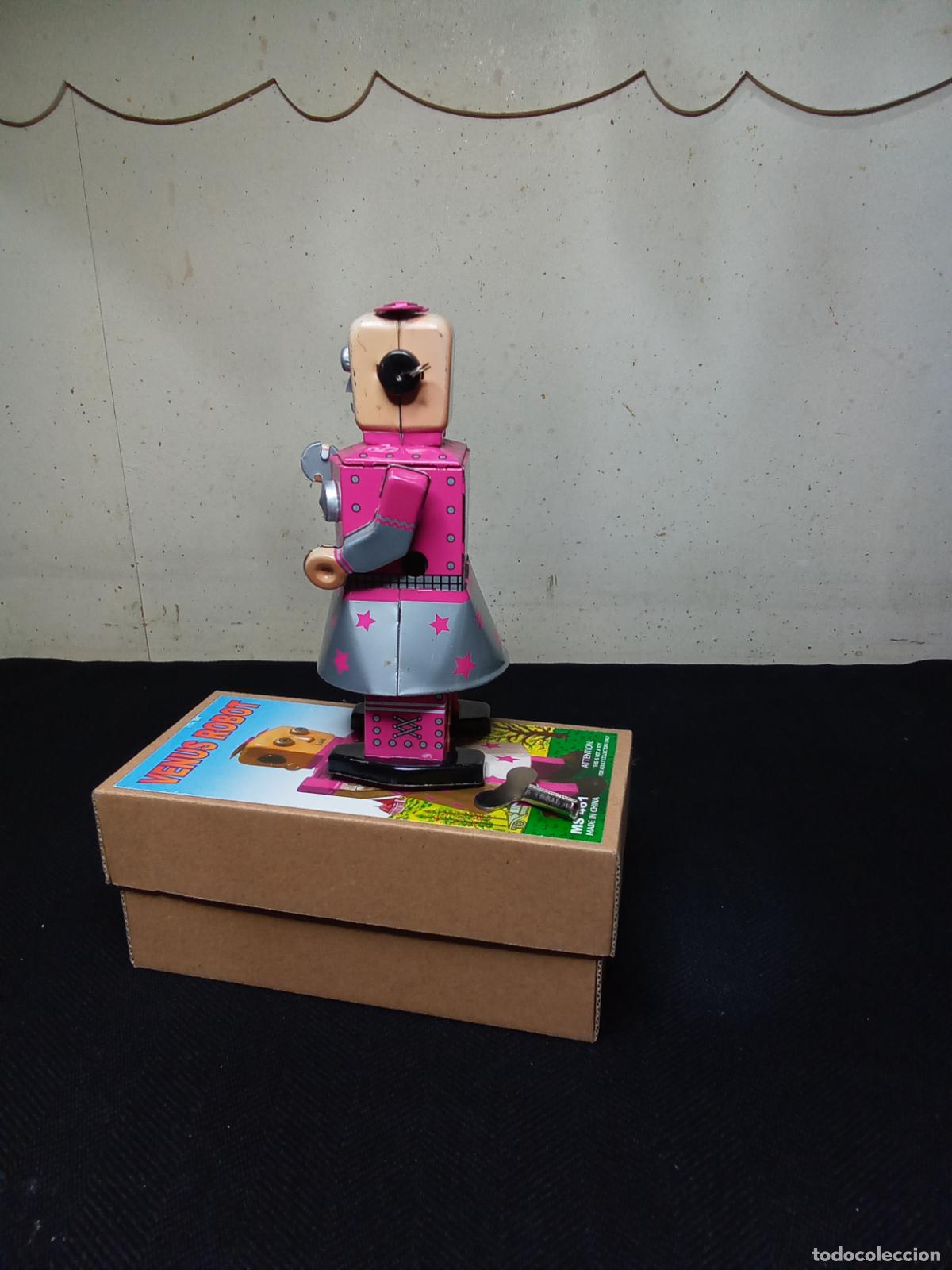Juguetes antiguos de hojalata: ROBOT HOJALATA VENUS - Foto 4