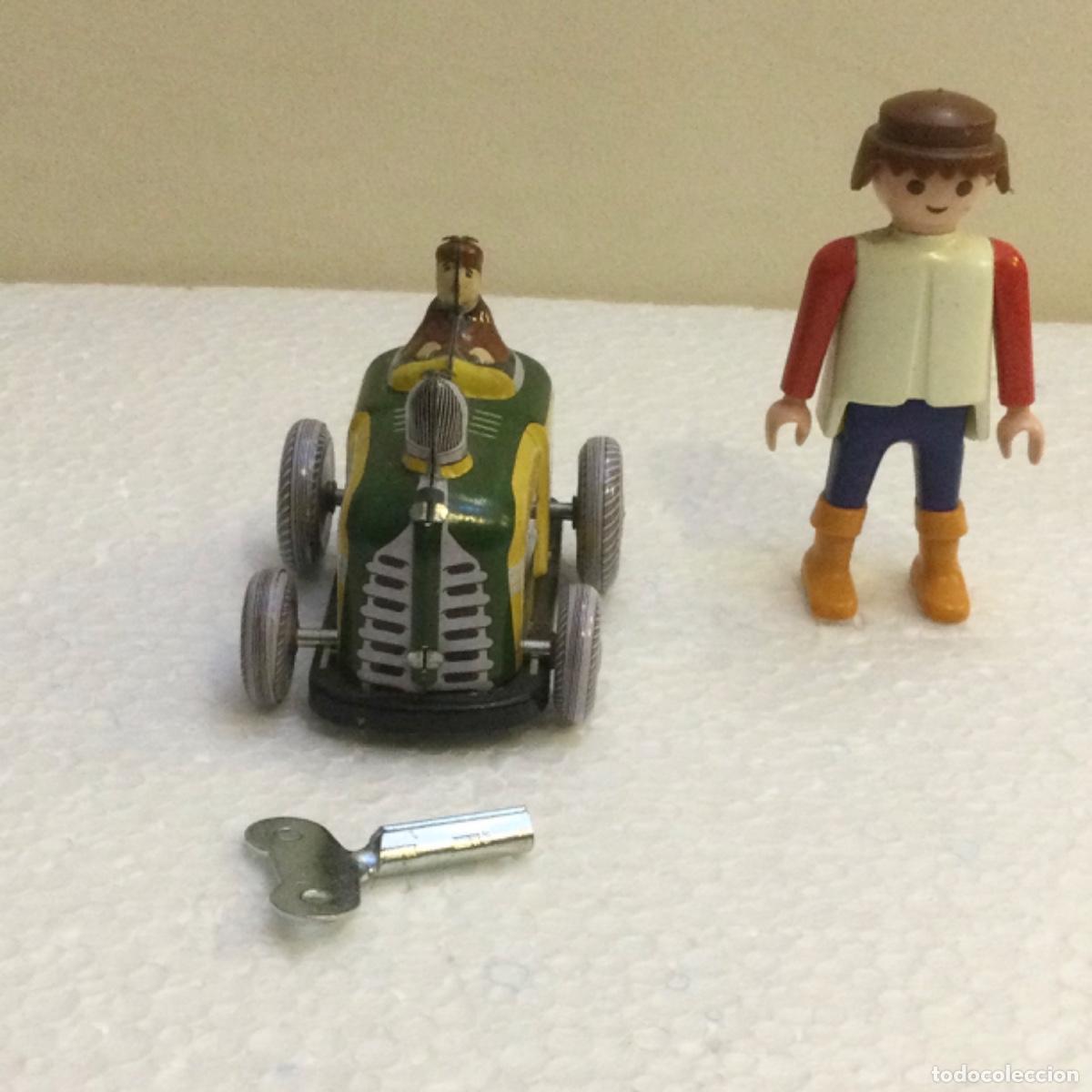 Juguetes antiguos de hojalata: Mini tractor en hojalata a cuerda. NUEVO - Foto 2