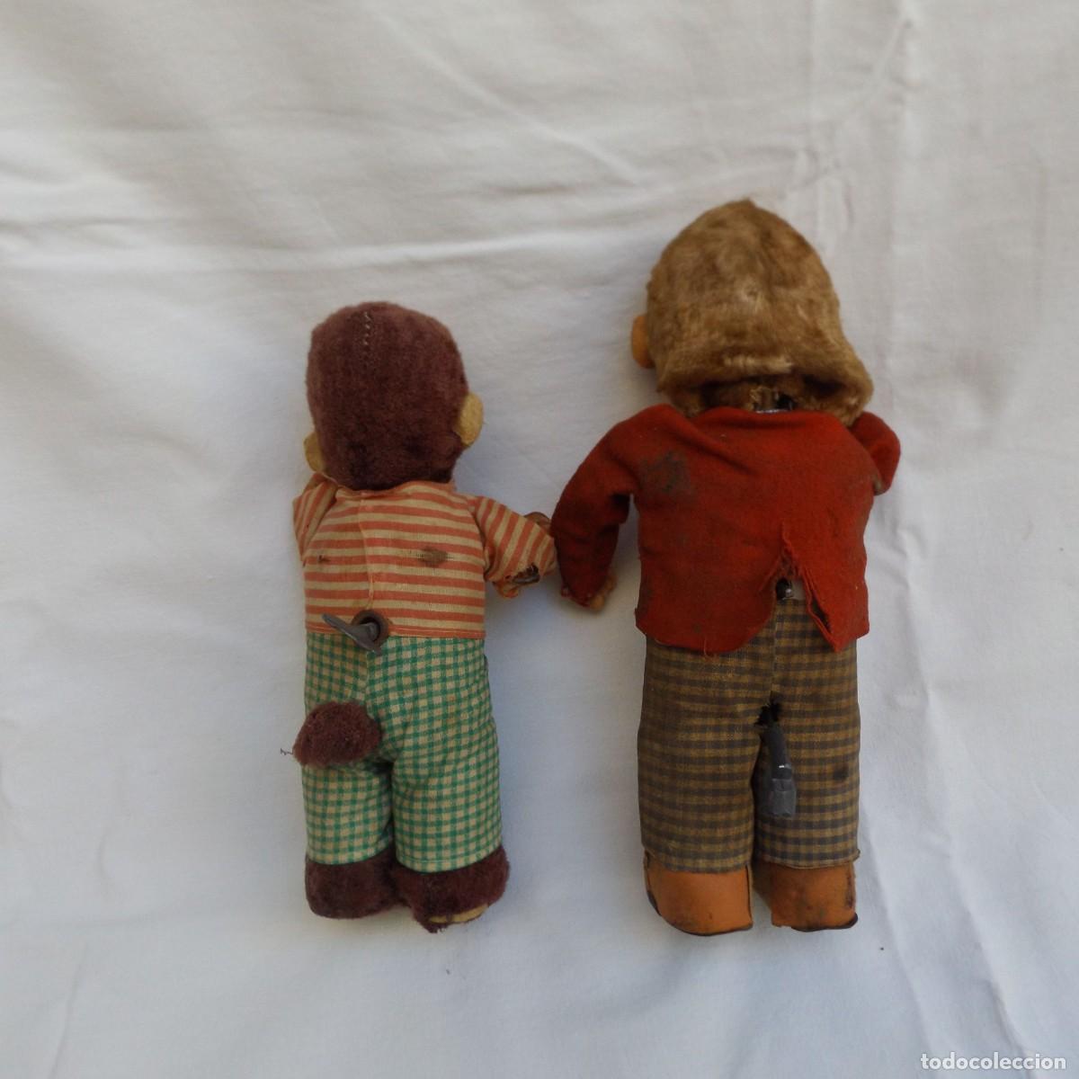 Juguetes antiguos de hojalata: dos monos de juguete - Foto 2