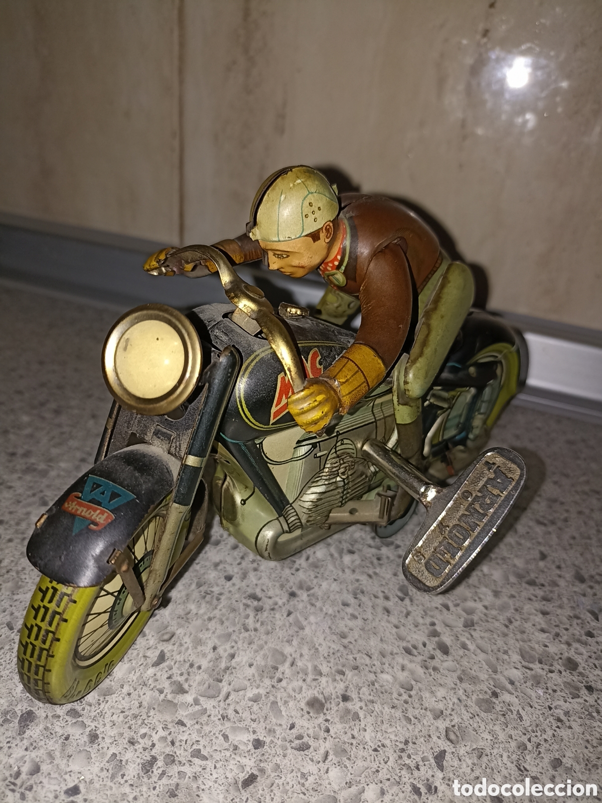 Brinquedos antigos de folha-de-Flandres: Arnold MAC 700 Original (1945-49) - Marcaje &rdquo;US ZONE GERMANY&rdquo; - FUNCIONA + Llave Original