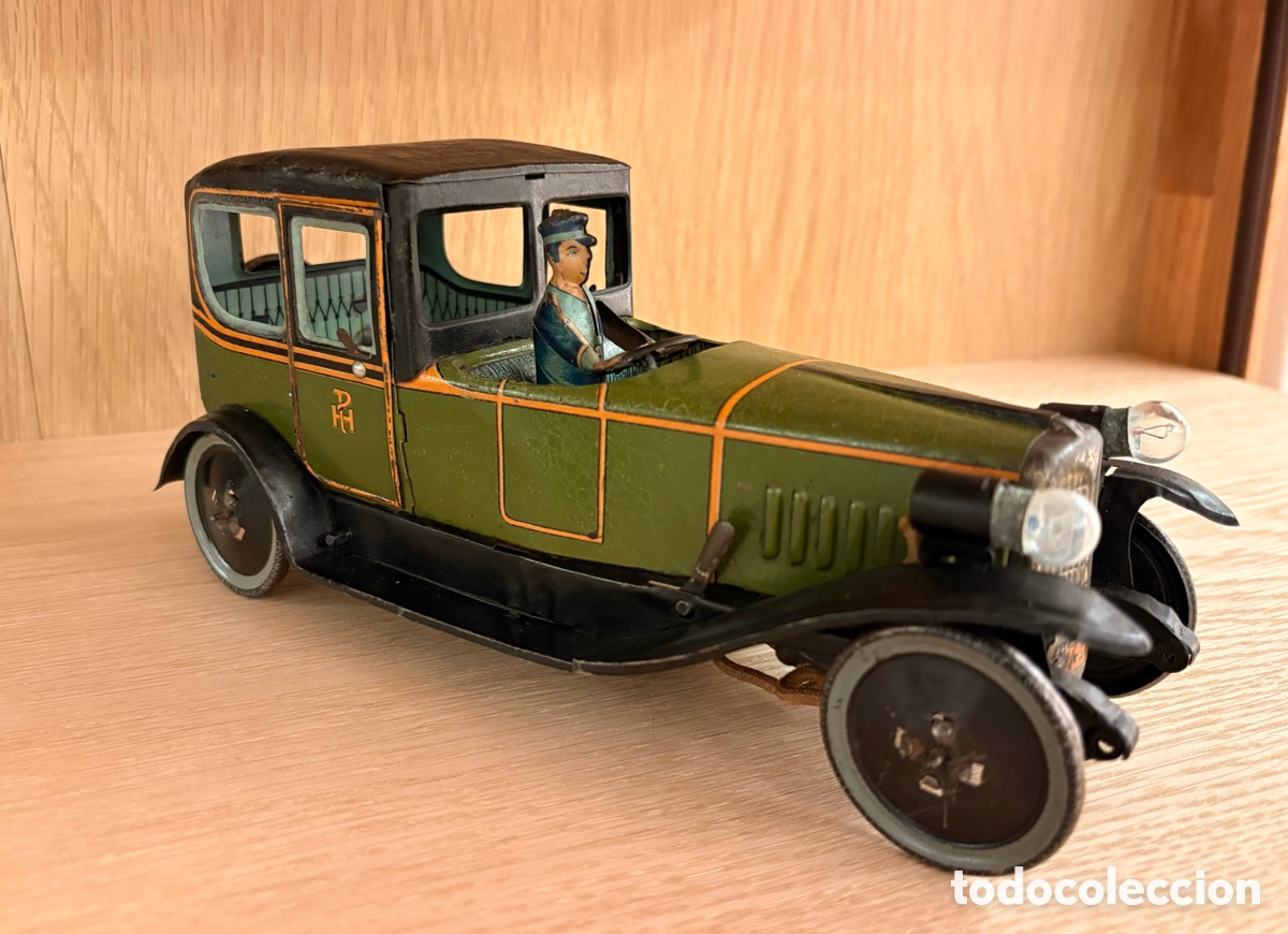 Juguetes antiguos de hojalata: Juguete limusina Paya I-972 con faros con iluminaci&oacute;n