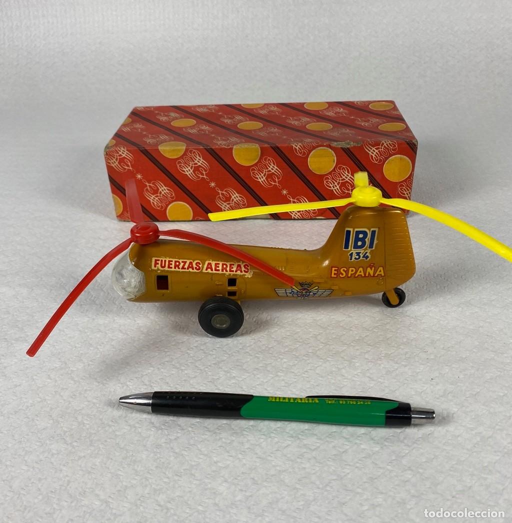 Juguetes antiguos de hojalata: Helic&oacute;ptero Militar IBI 134 Espa&ntilde;a Fuerzas A&eacute;reas a&ntilde;os 50 Original