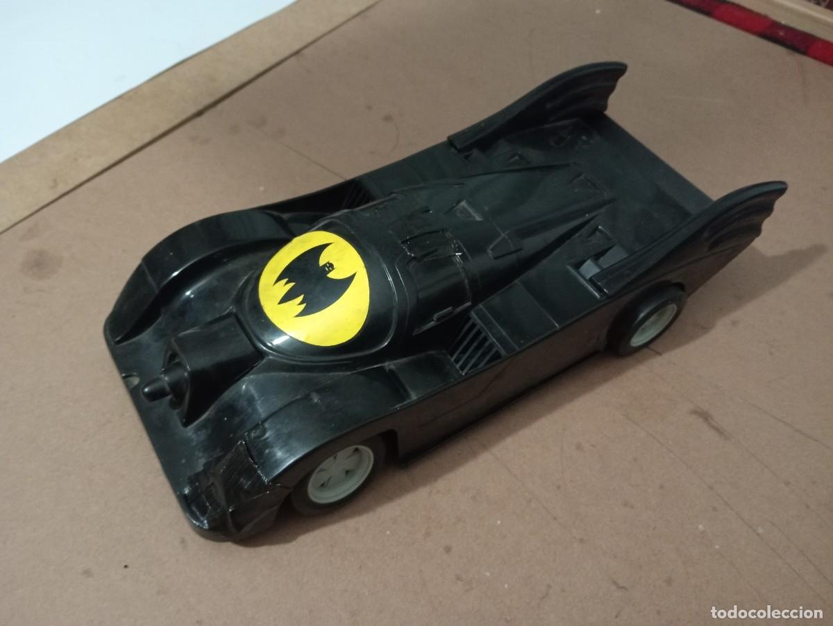 Juguetes antiguos de hojalata: Coche Batmovil para reparar o exposicion ( 36 cm. )