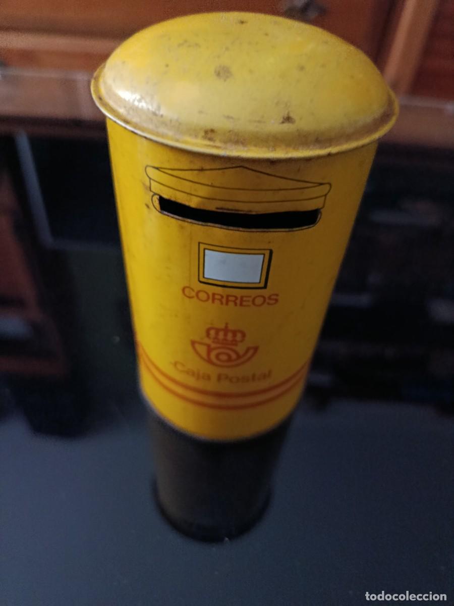 Juguetes antiguos de hojalata: Hucha de correos amarilla - Foto 1