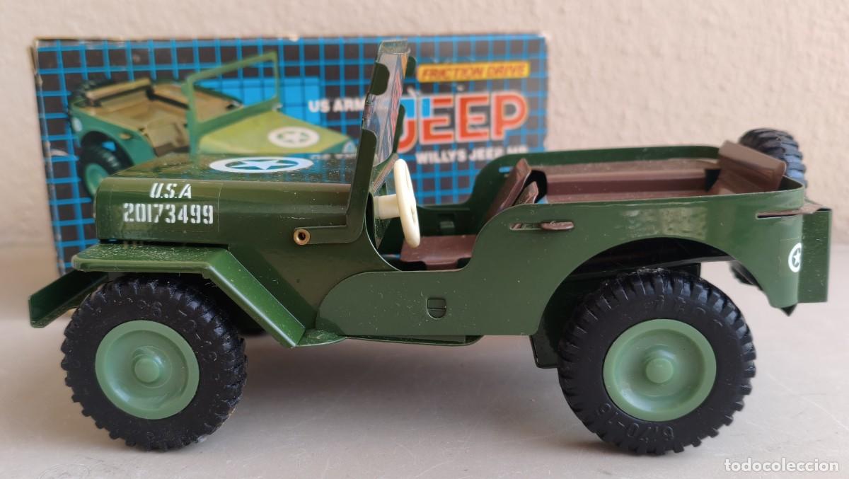 Juguetes antiguos de hojalata: US ARMY JEEP WILLYS MB. Friction Drive. Gama. Checoslovaquia. 1992.