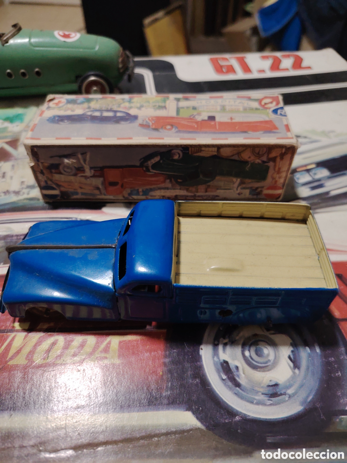 Juguetes antiguos de hojalata: Camioneta rico en caja