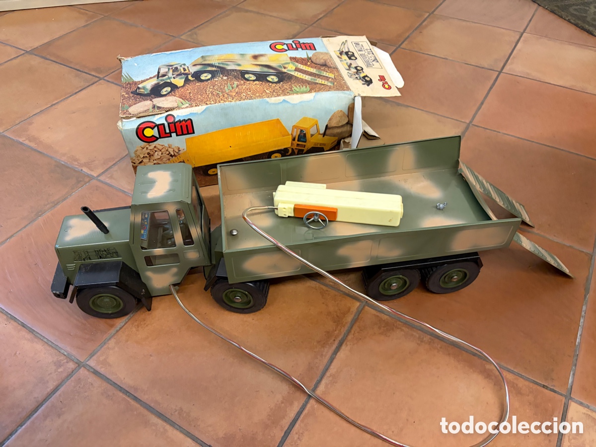 Tin Toys: Transporte militar electrico DIRIGIDO N 212 de mwtal