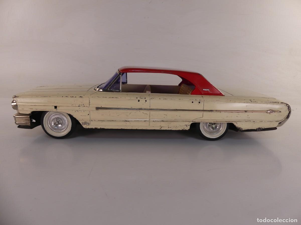 Tin Toys: JUGUETE COCHE DE HOJALATA