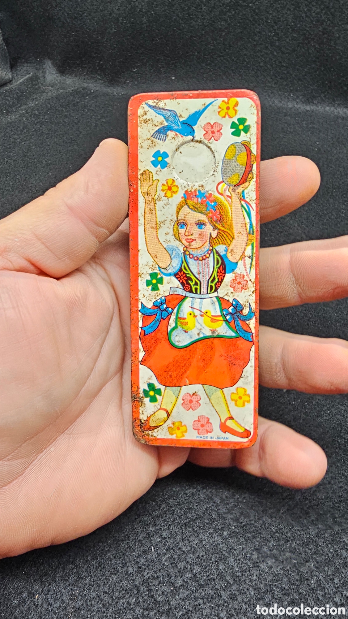 Tin Toys: Antiguo sonajero raca raca de hojalata