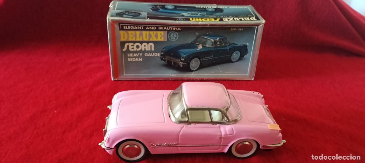 Juguetes antiguos de hojalata: COCHE DE HOJALATA DE LUXE SEDAN, A&Ntilde;OS 70, EN CAJA ORIGINAL Y FUNCIONANDO, VER FOTOS Y DESCRIPCION