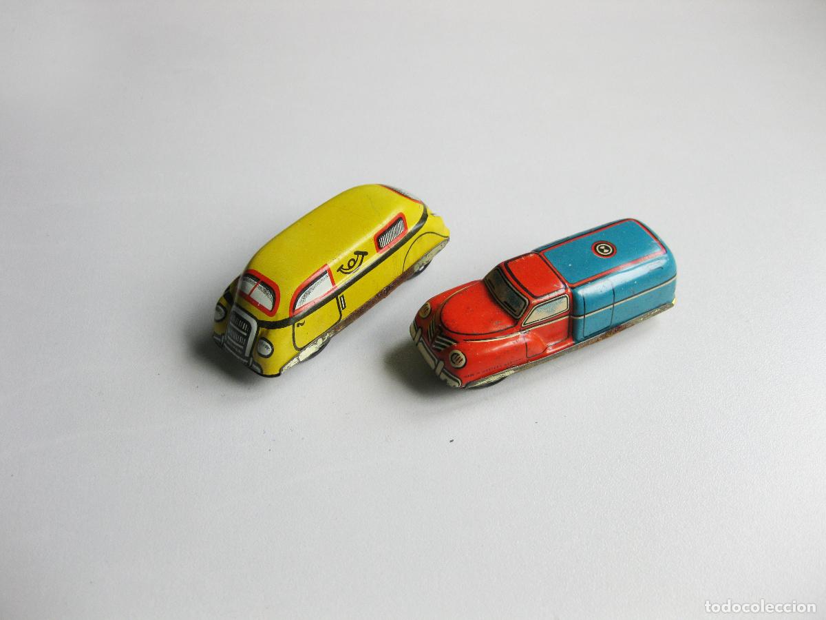 Tin Toys: PAREJA DE COCHES DE CHAPA LITOGRAFIADA. MADE IN WESTERN GERMANY. CAMION DE CORREOS Y CISTERNA