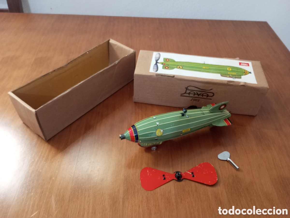 Jouets anciens en fer-blanc: PAYA Reedici&oacute;n Zeppelin a cuerda
