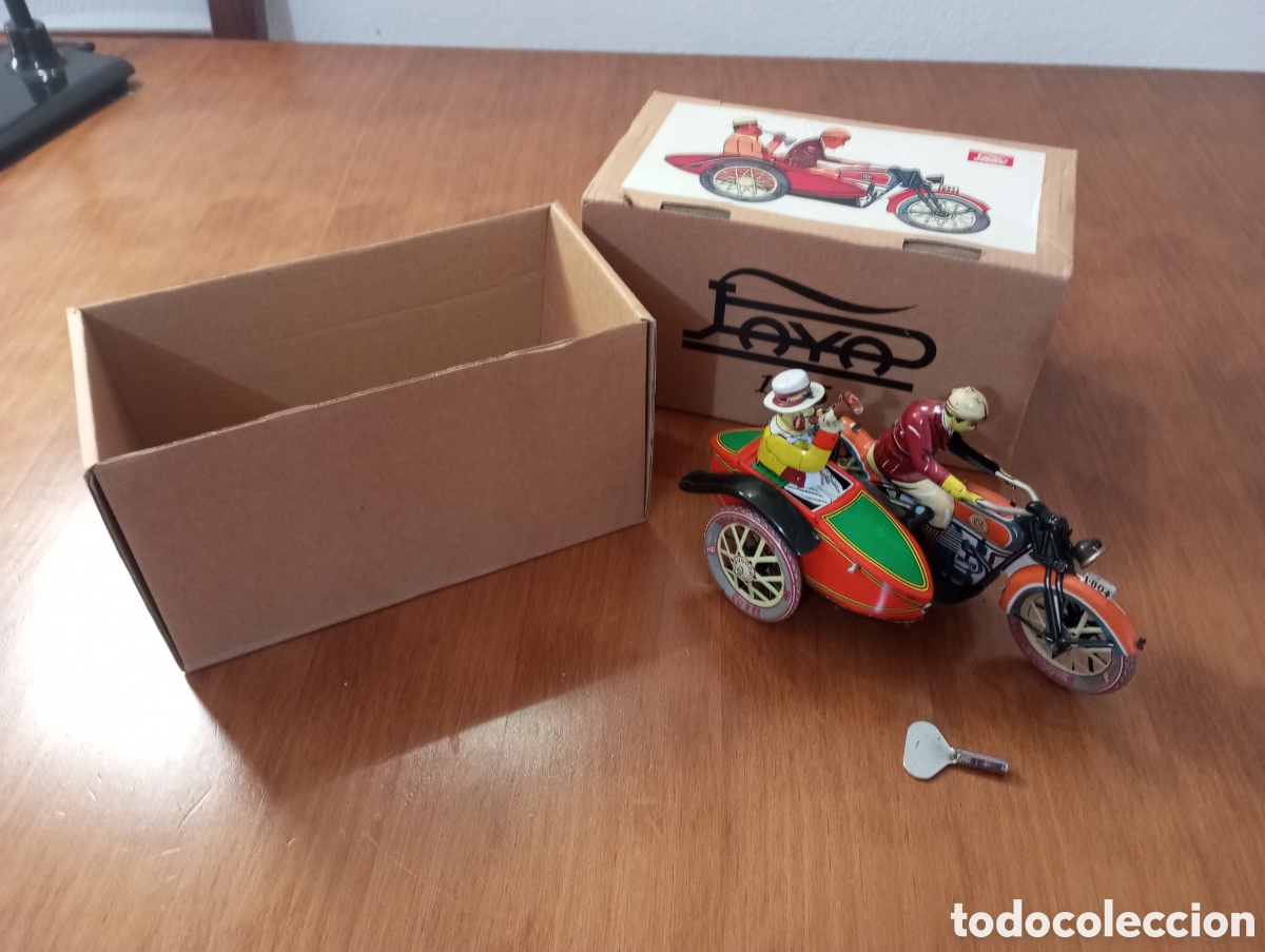 Juguetes antiguos de hojalata: PAYA Moto sidecar reedici&oacute;n