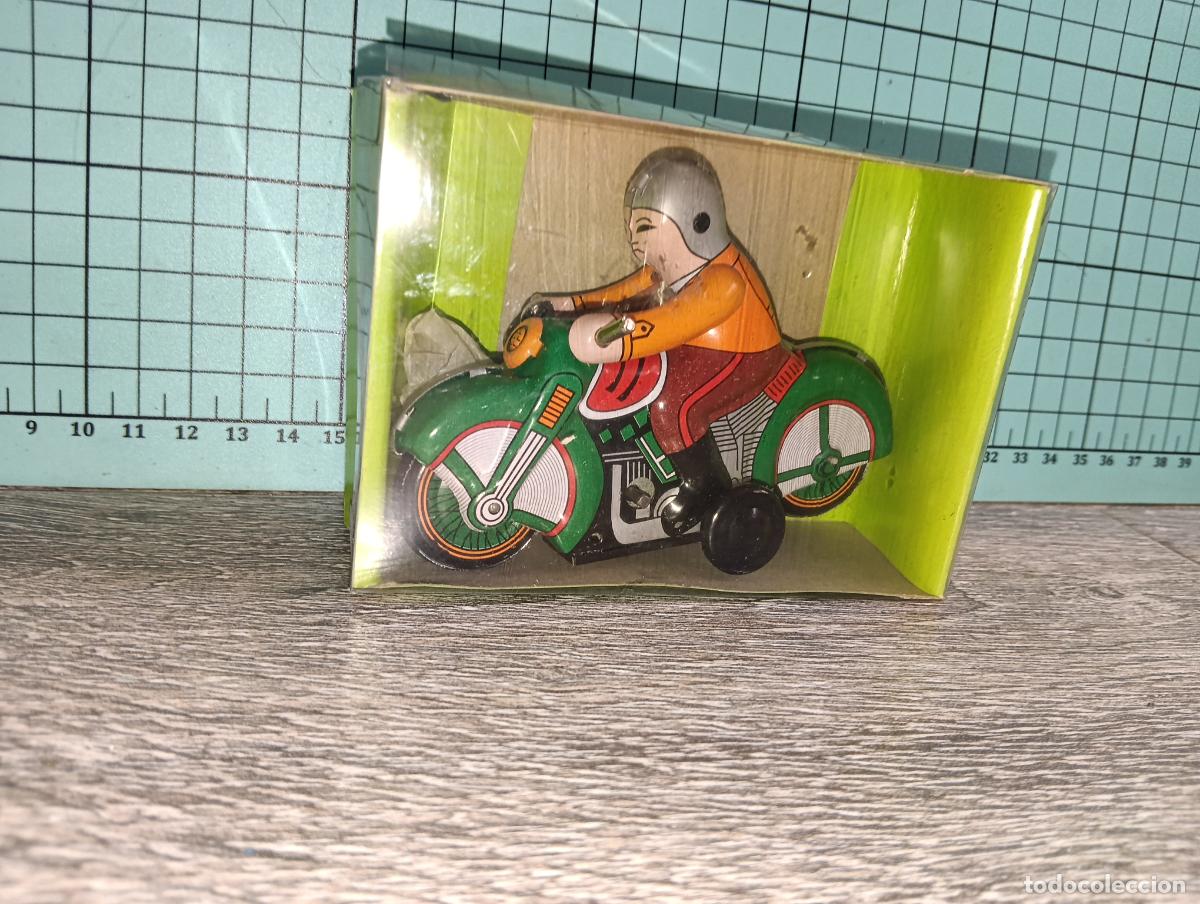 Juguetes antiguos de hojalata: Reproduccion juguete de hojalata Motorista en Motocicleta MS 275 Tin toys a cuerda