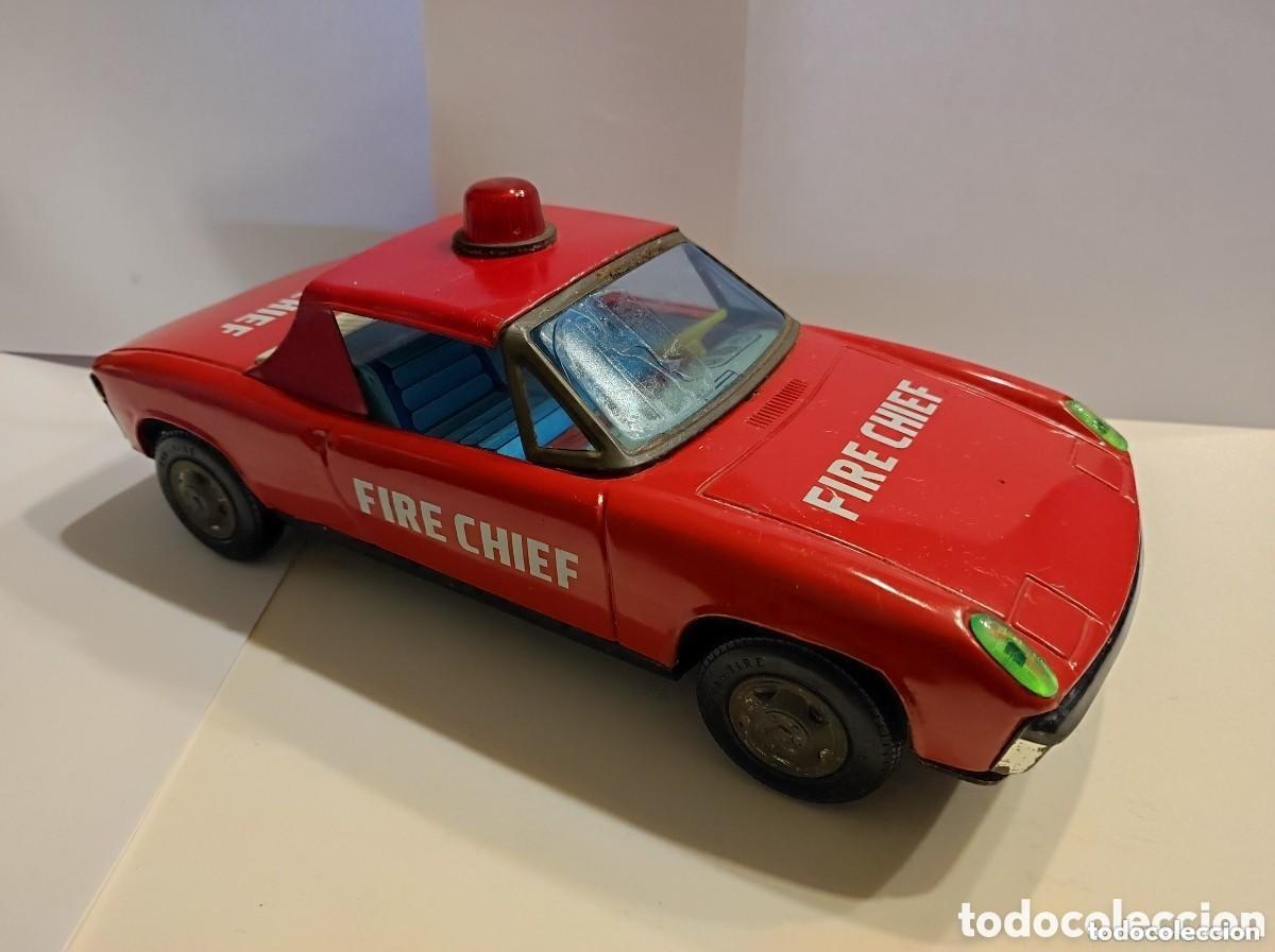 Juguetes antiguos de hojalata: Antiguo coche hojalata fire chief vw porsche - eva tire made in korea - friccion jefe de bomberos