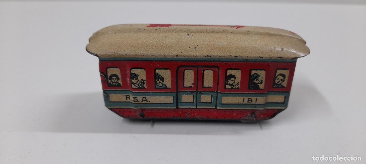 Juguetes antiguos de hojalata: TRANVIA - VAGON . REALIZADO POR RICO ( R.S.A. ) . IBI . HOJALATA LITOGRAFIADA . ORIGINAL A&Ntilde;OS 40