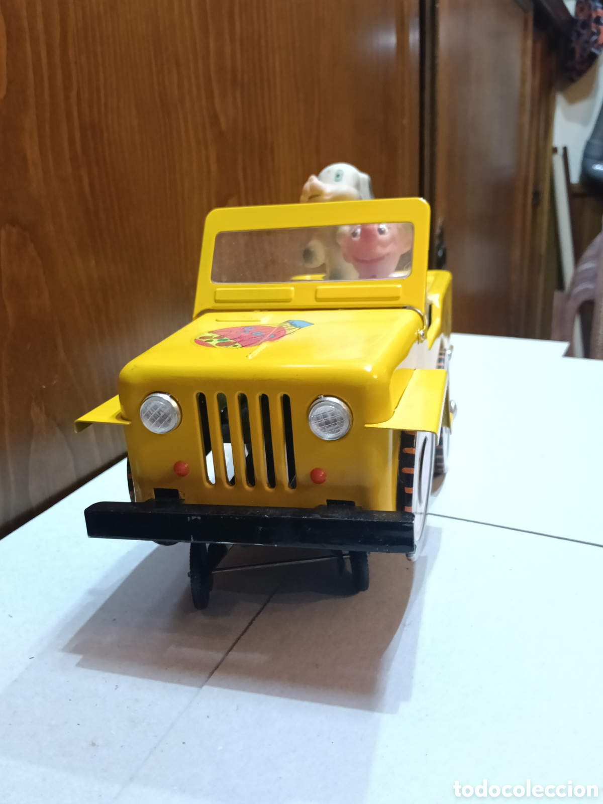 Juguetes antiguos de hojalata: Jeep Circo Clim a pilas - Foto 4