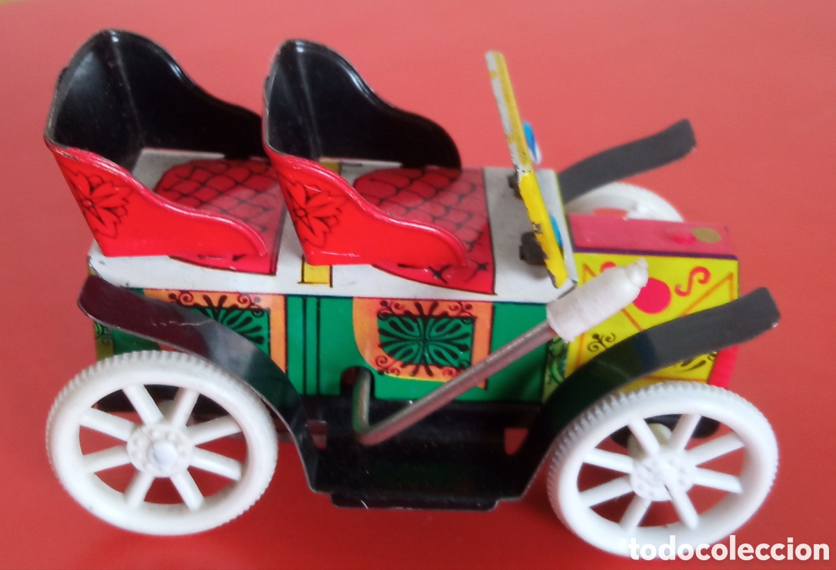 Juguetes antiguos de hojalata: COCHE &Eacute;POCA DE HOJALATA A RESORTE.PAYVA 70'S.SIN USO.