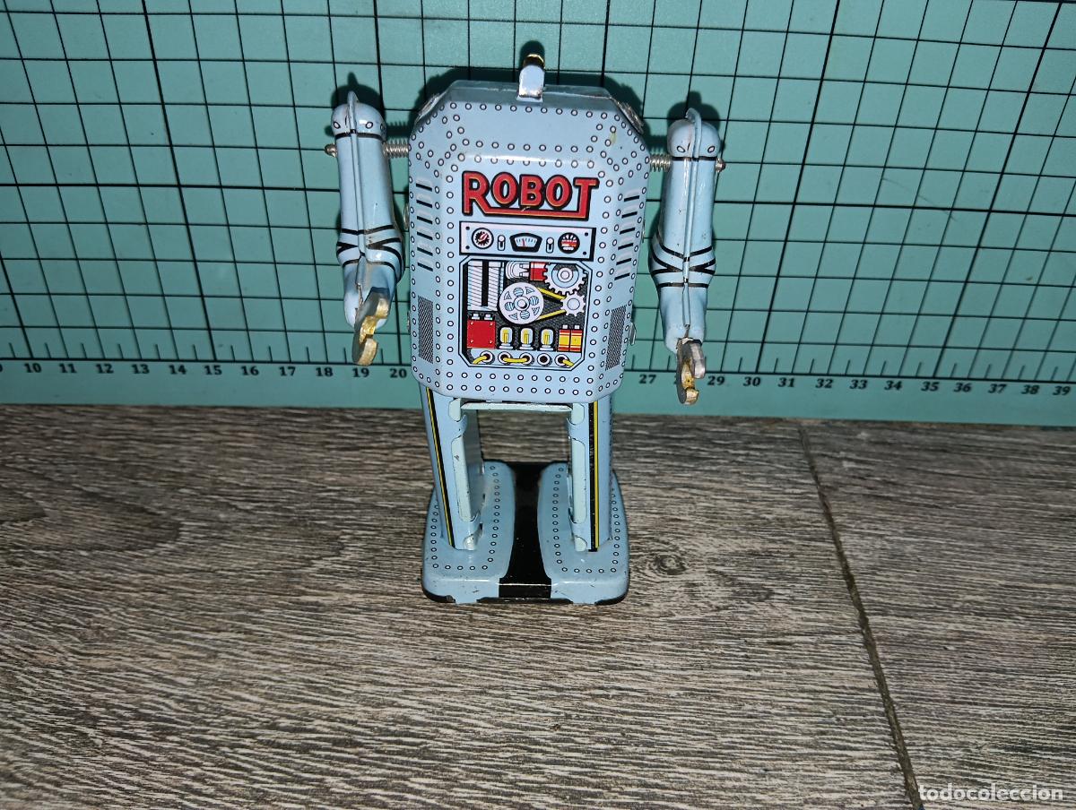 Juguetes antiguos de hojalata: Reproducci&oacute;n Juguete de hojalata Tin Toys robot