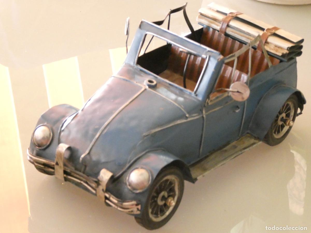 Juguetes antiguos de hojalata: COCHE FURGONETA DE HOJALATA. TIPO VOLKSWAGEN ESCARABAJO DESCAPOTBABLE. 27X14X13CM 500GR