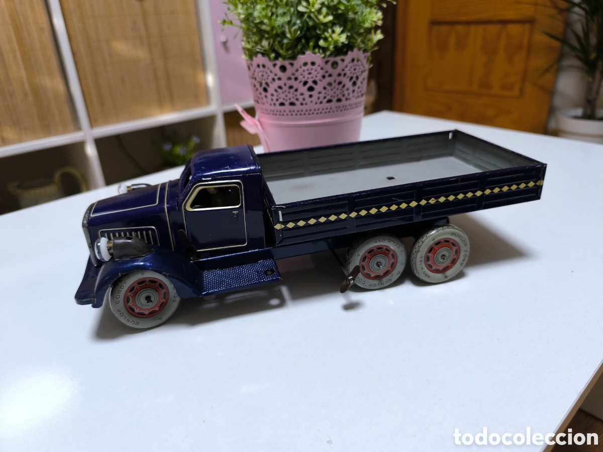 Juguetes antiguos de hojalata: Cami&oacute;n Antiguo Hojalata Alem&aacute;n a Cuerda y Luces 100% Original. Joya Colecci&oacute;n Vintage Funciona Bien