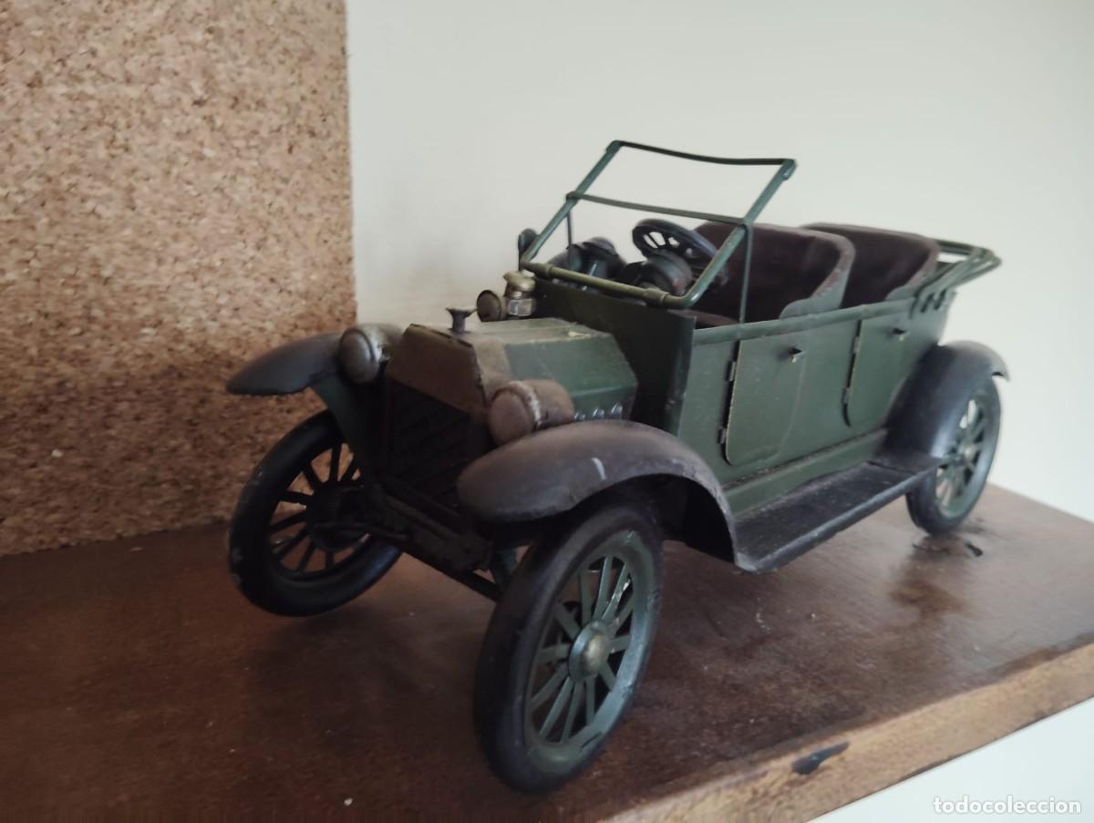 Juguetes antiguos de hojalata: coche de epoca metalico medidas 30x13