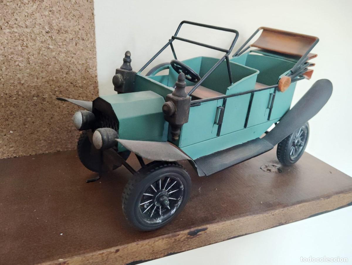 Juguetes antiguos de hojalata: coche de epoca metalico medidas 30x15