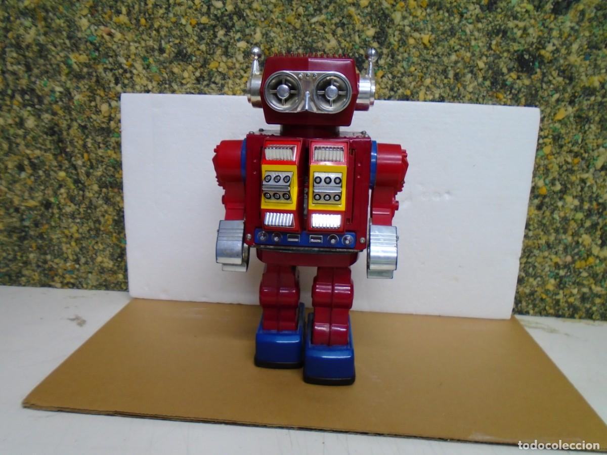 Juguetes antiguos de hojalata: ROBOT ROTATE-O-MATIC.SUPER ASTRONAUT,HOJALATA Y PLASTICO.FABRICADO POR HORIKAWA,C.A.1970.