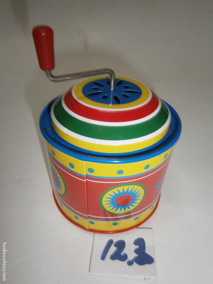 Juguetes antiguos de hojalata: CAJA DE MUSICA DE HOJALATA