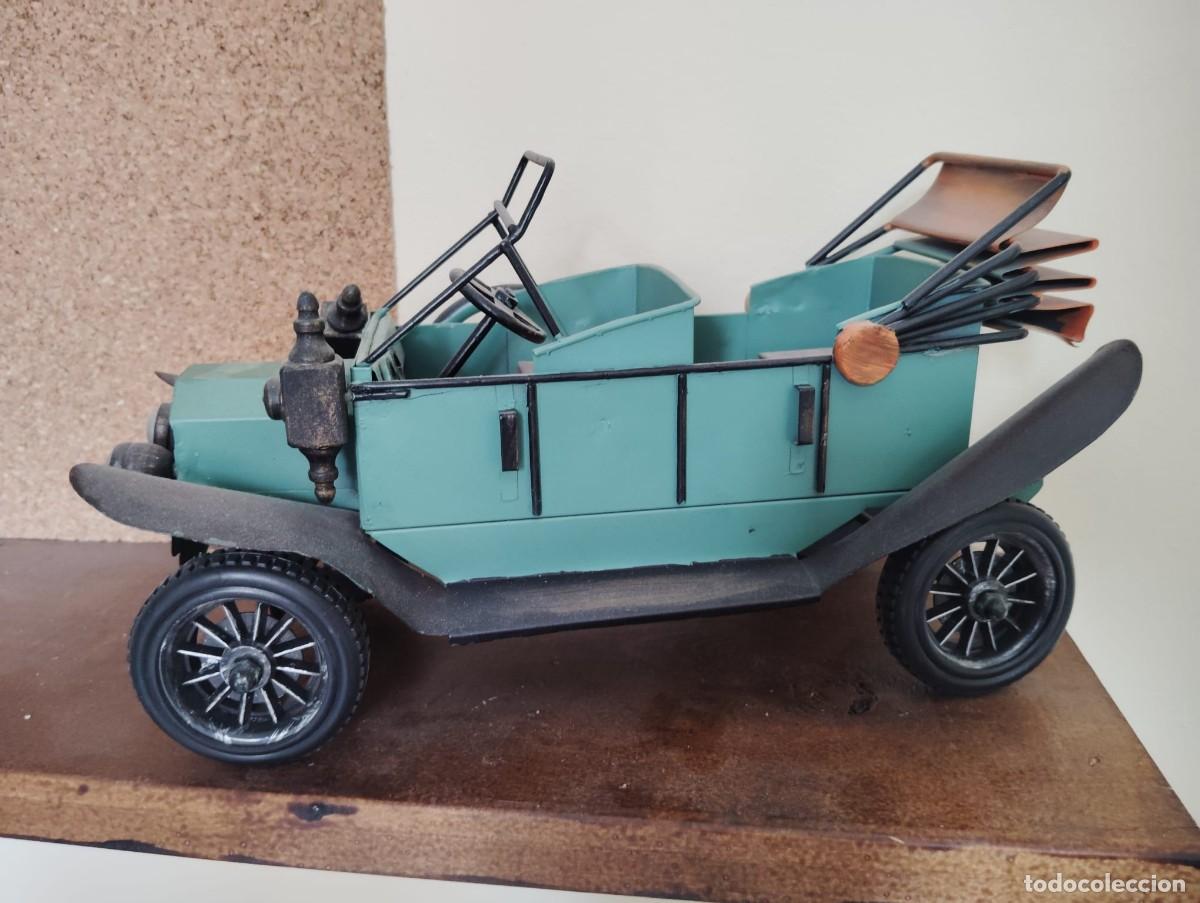 Juguetes antiguos de hojalata: coche de epoca metalico medidas 30x15