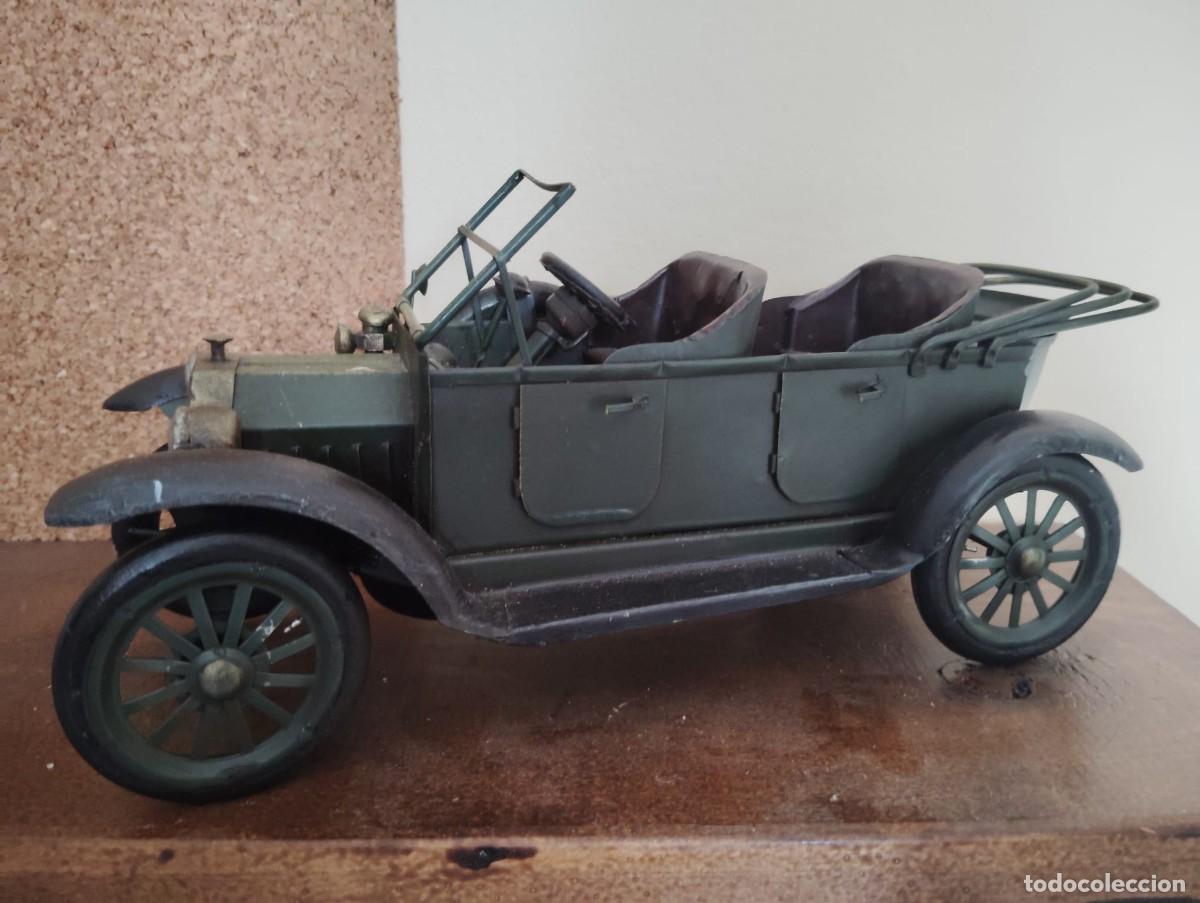Juguetes antiguos de hojalata: coche de epoca metalico medidas 30x13