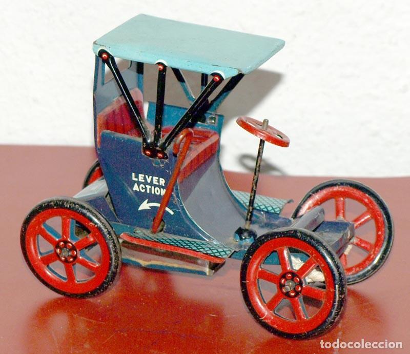 Juguetes antiguos de hojalata: Coche antiguo hojalata - auto propulsado