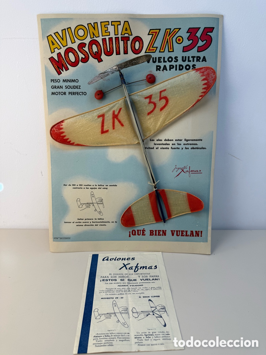 Juguetes antiguos de hojalata: Maqueta avioneta Mosquito ZK-35. Juguete a&ntilde;os 50 en su cart&oacute;n original.