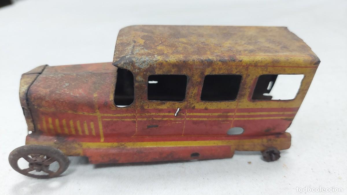 Juguetes antiguos de hojalata: Antiguo coche hojalata - Foto 3