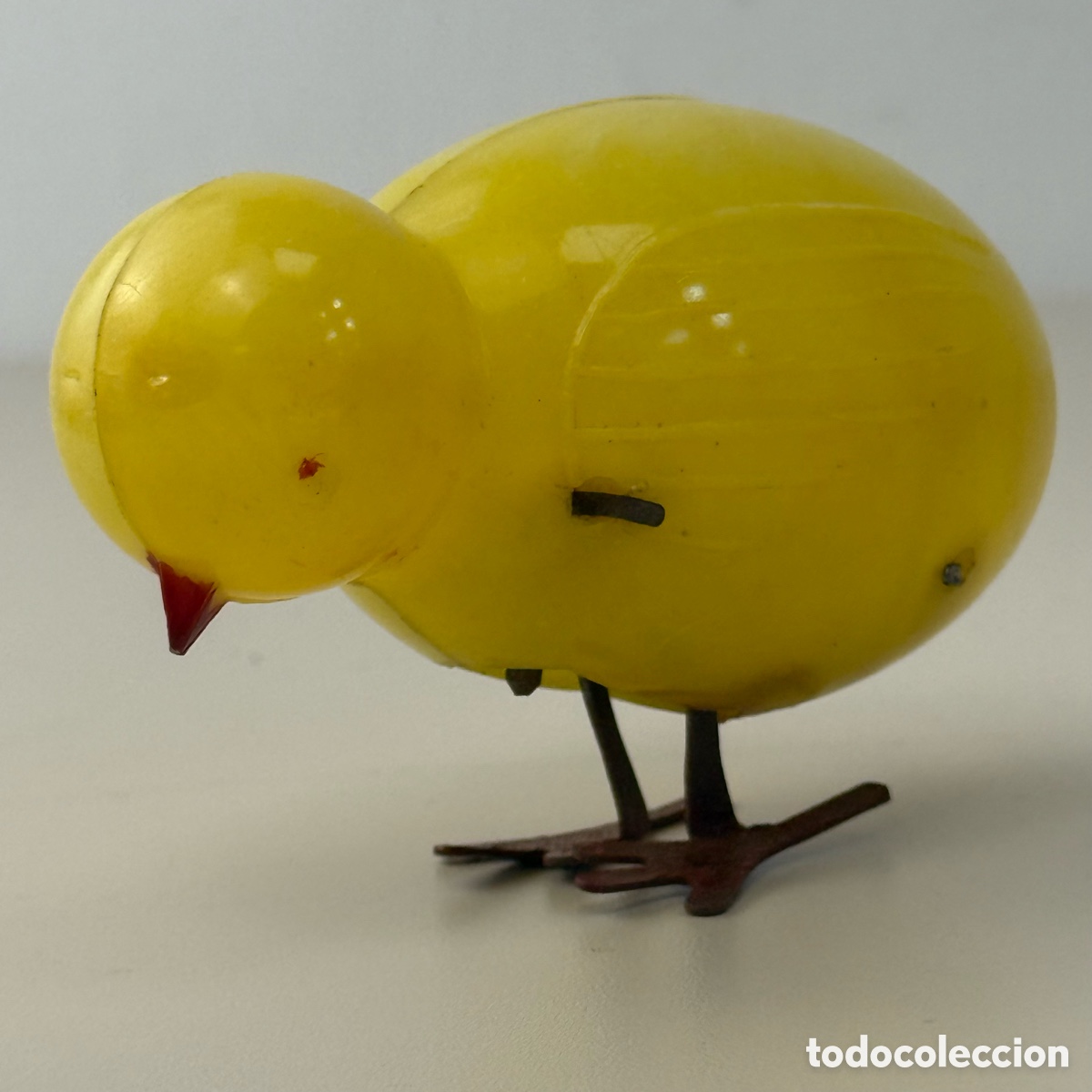 Juguetes antiguos de hojalata: Juguete antiguo Nara? Pollito de celuloide con mecanismo a cuerda