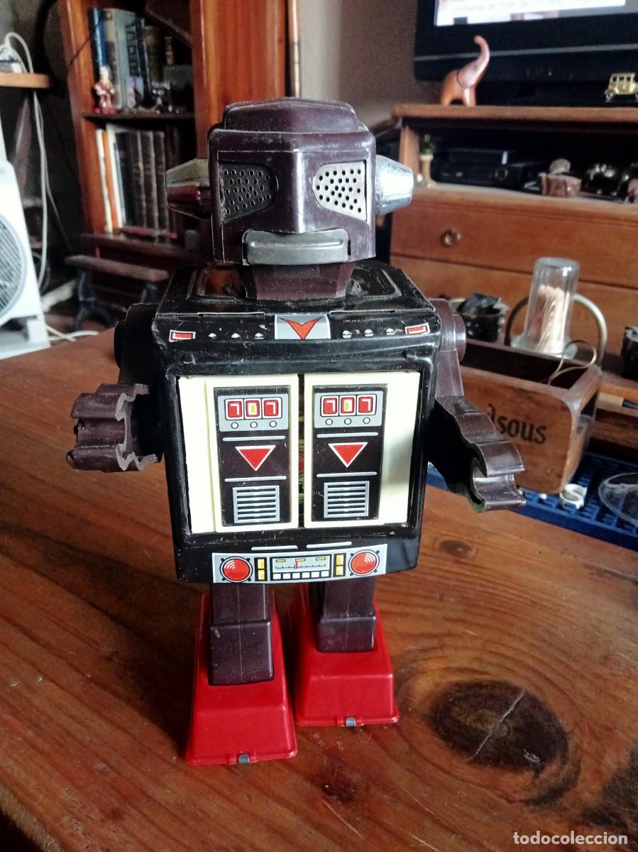 Juguetes antiguos de hojalata: ROBOT SPACE FIGHTER HORIKAWA S.H JAPON 1960-70, IGNORO SI FUNCIONA