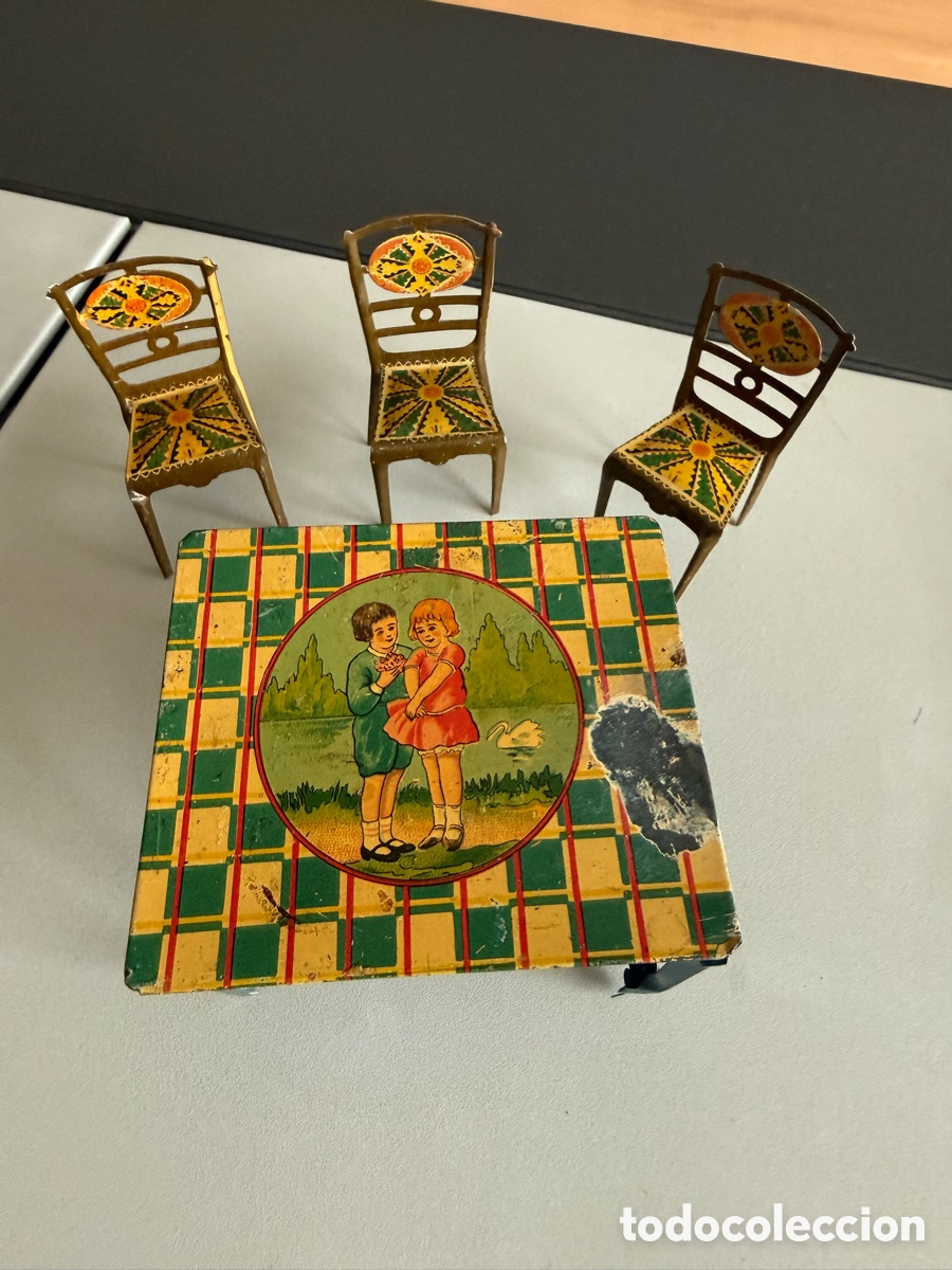 Juguetes antiguos de hojalata: Conjunto Comedor. PAYA. MESA + 3 SILLAS. Litograf&iacute;a