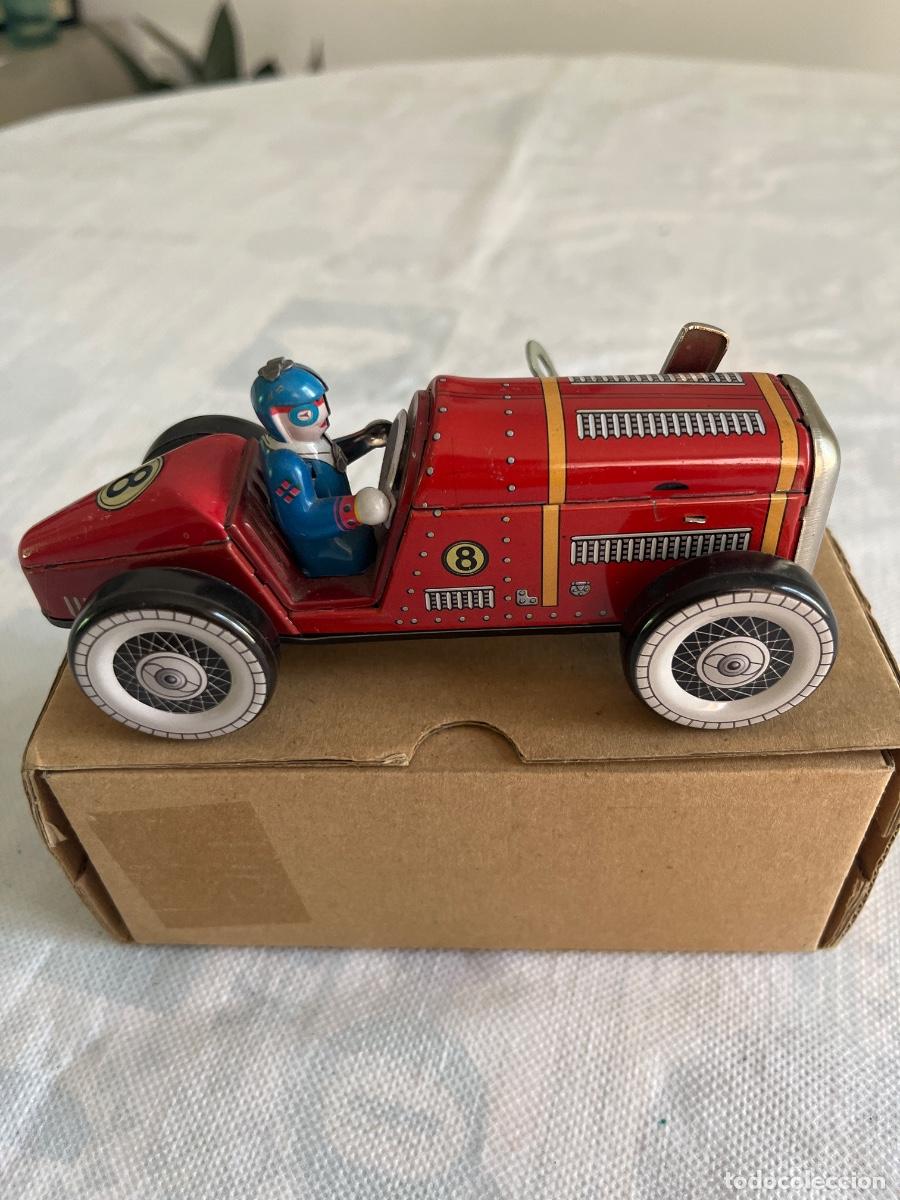 Juguetes antiguos de hojalata: Coche de hojalata a cuerda - Foto 3