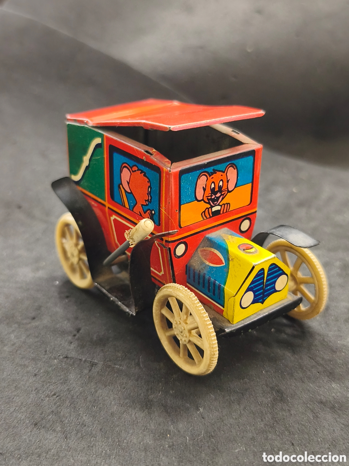 Juguetes antiguos de hojalata: Coche hojalata Tom y Jerry, funciona el mecanismo